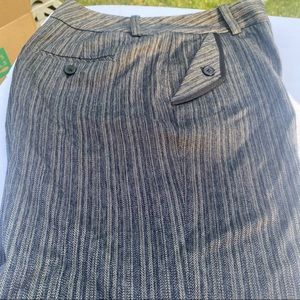 Larry Levine Brown Stripped Dress Crop Pants Sz 6
